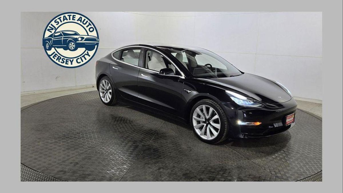 undefined. Enlarge image 1