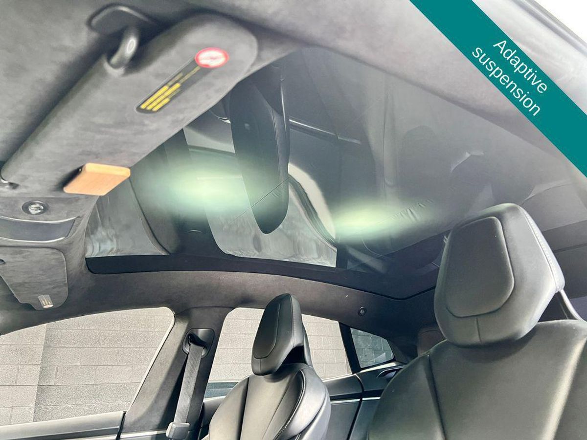 undefined. Enlarge image 4