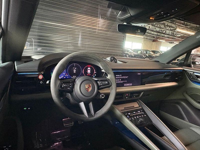2025 Porsche Macan in Lakewood, CO