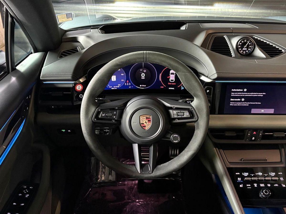 undefined. Enlarge image 5