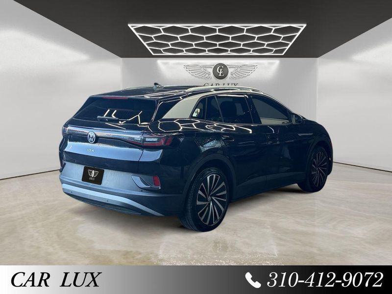 2023 Volkswagen ID.4 in Inglewood, CA