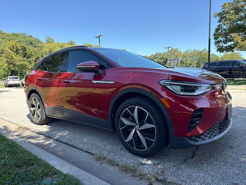 2023 Volkswagen ID.4 in Shawnee, KS