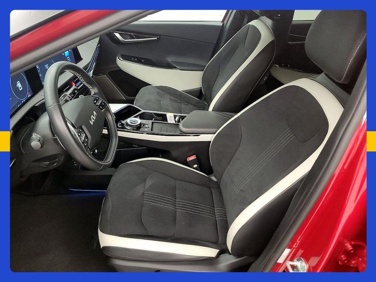 undefined. Enlarge image 16