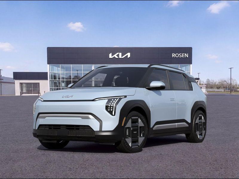 2027 Kia EV3 in Milw, WI