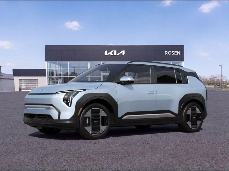 2027 Kia EV3 in Milw, WI