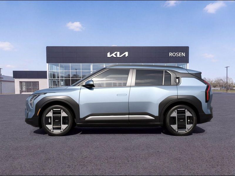 2027 Kia EV3 in Milw, WI