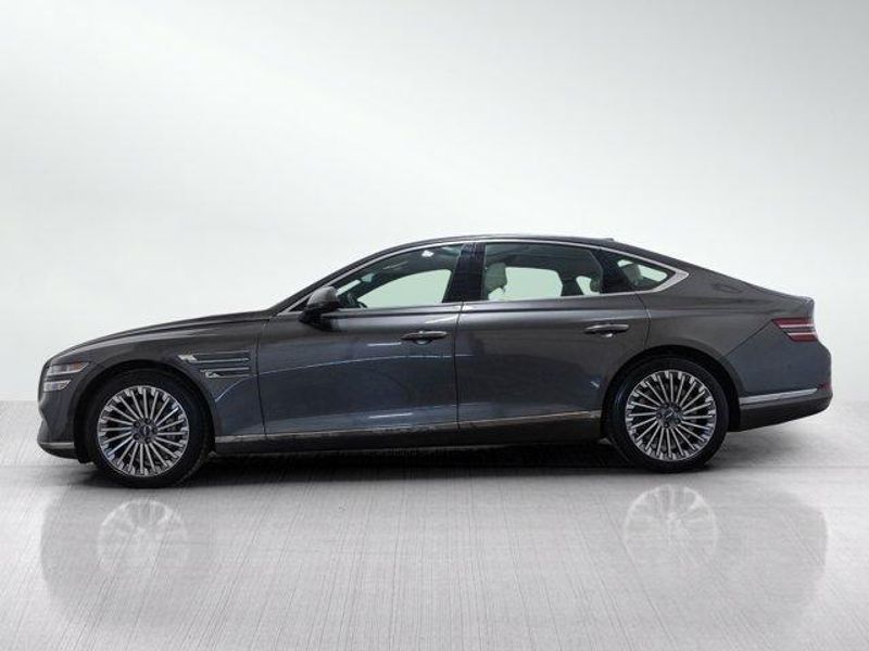 2023 Genesis Electrified G80 in Merriam, KS