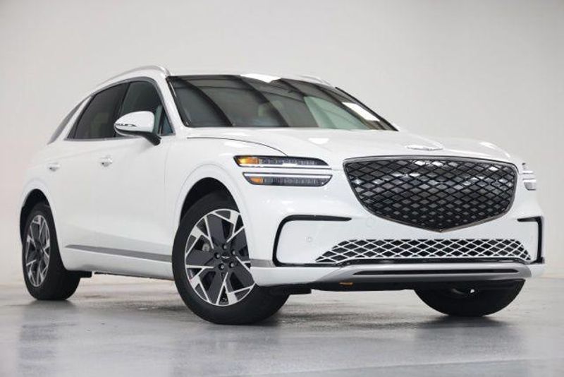 2027 Genesis Electrified GV70 in Aurora, IL