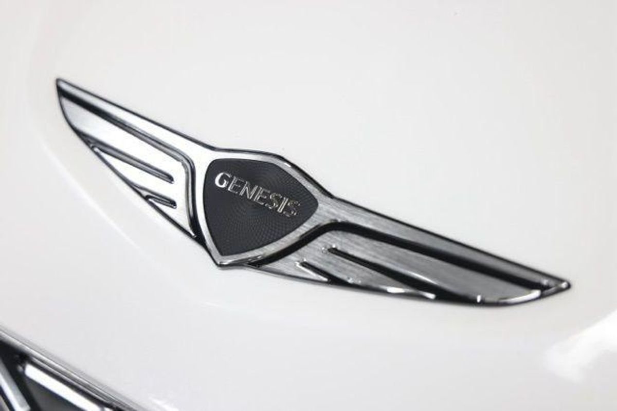undefined. Enlarge image 4