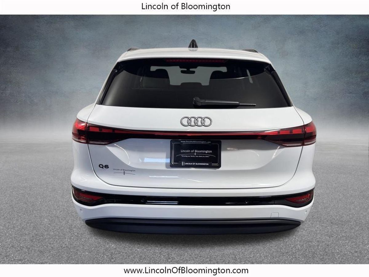 undefined. Enlarge image 5