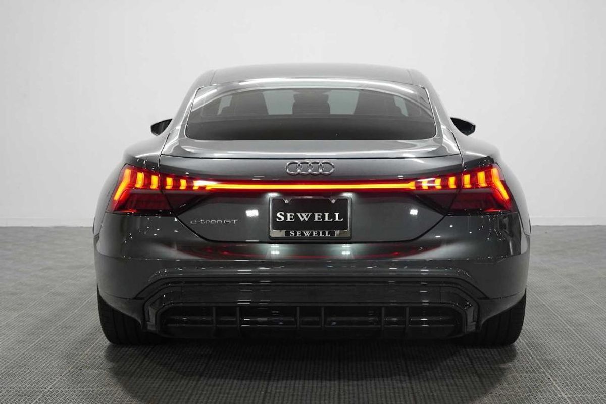 undefined. Enlarge image 5