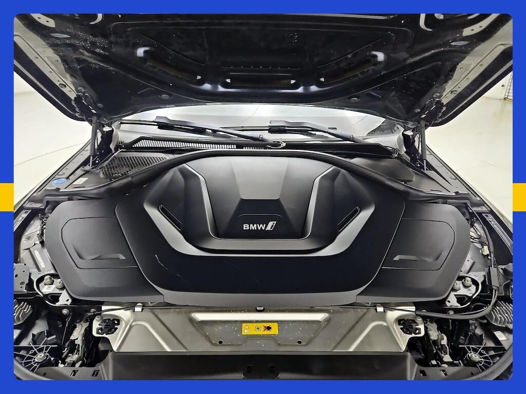 undefined. Enlarge image 127