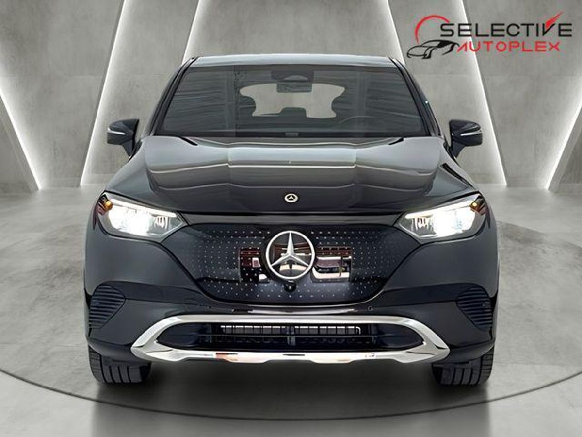 undefined. Enlarge image 2