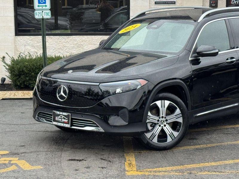 2024 Mercedes-Benz EQB 300 in Berwyn, IL