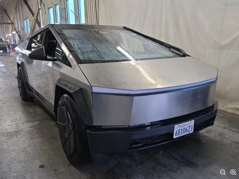 2024 Tesla Cybertruck in Kansas City, KS