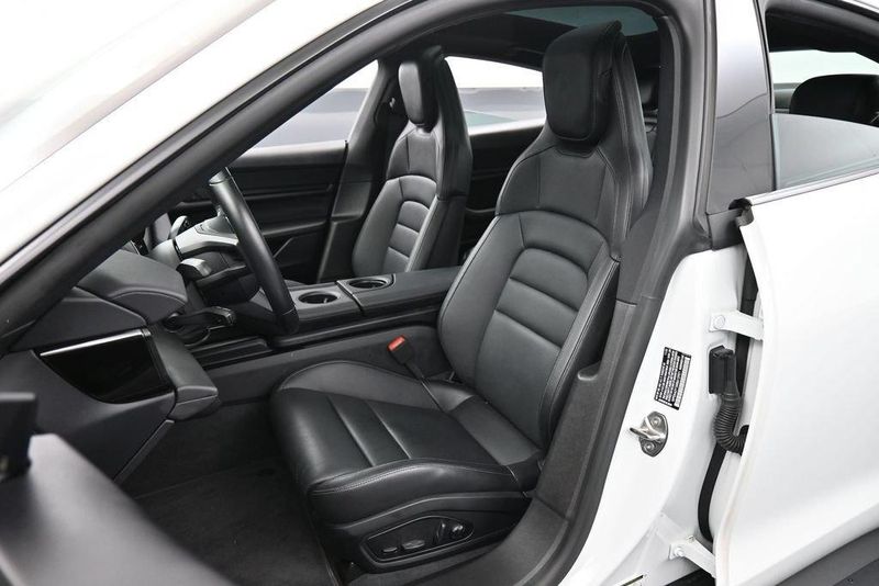 2024 Porsche Taycan in New York, NY