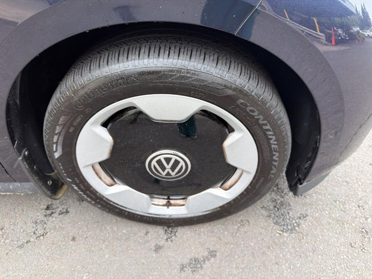 undefined. Enlarge image 4