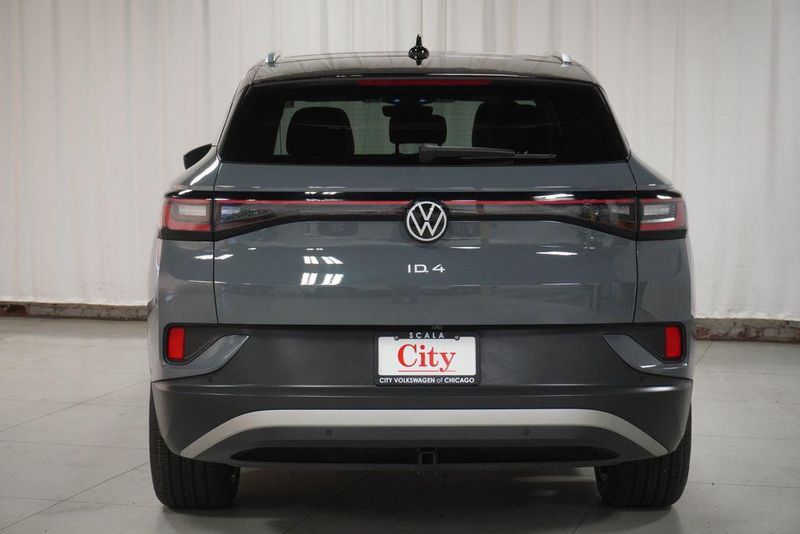 2023 Volkswagen ID.4 in Chicago, IL