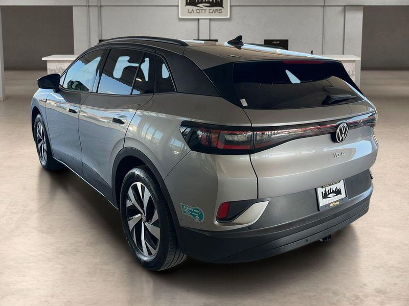 2023 Volkswagen ID.4 in Inglewood, CA