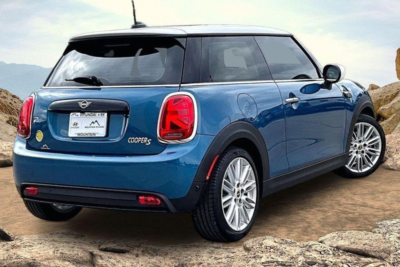 2024 MINI SE Hardtop in Denver, CO