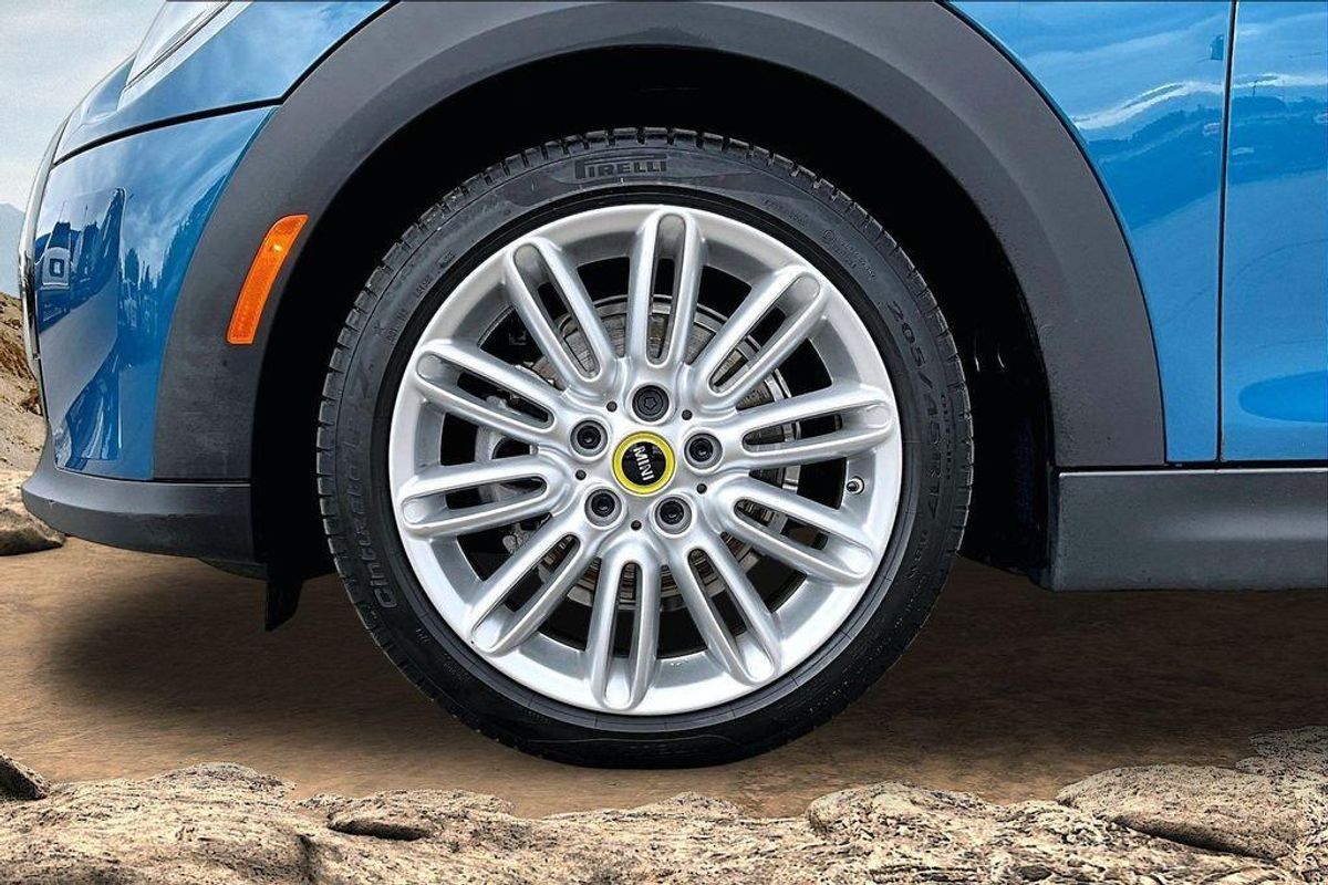 undefined. Enlarge image 9
