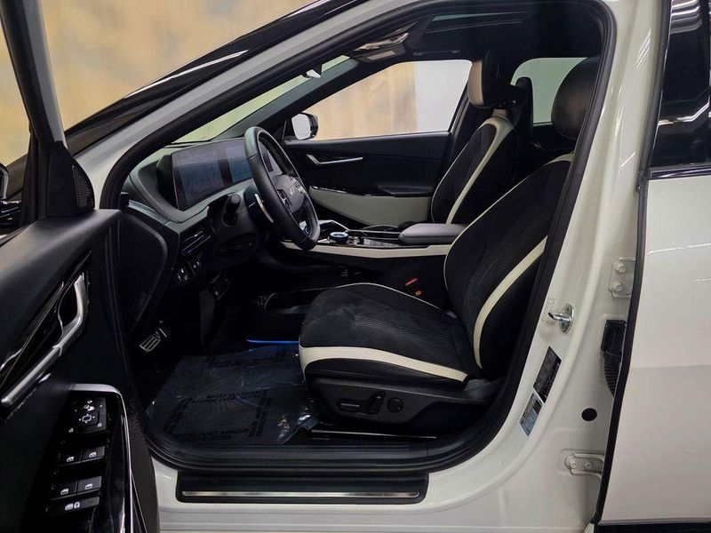 2022 Kia EV6 in Chicago, IL