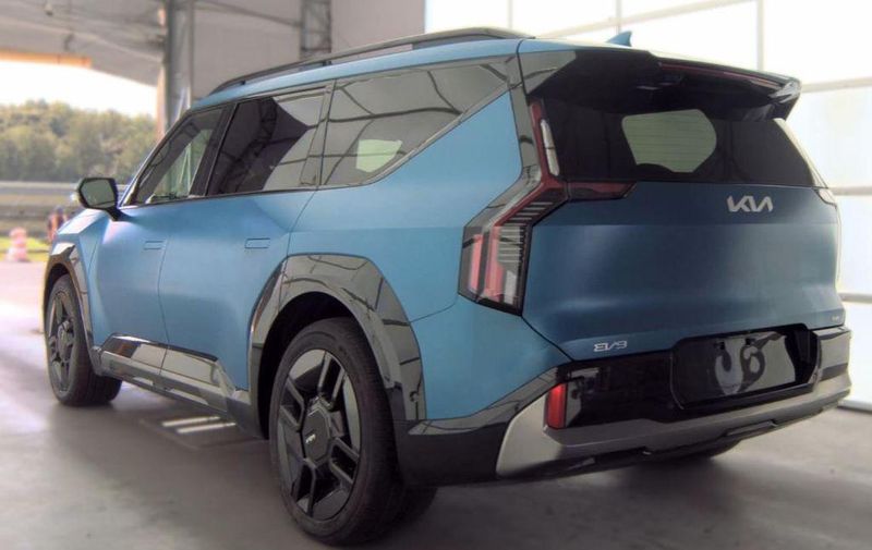 2024 Kia EV9 in Kansas City, KS