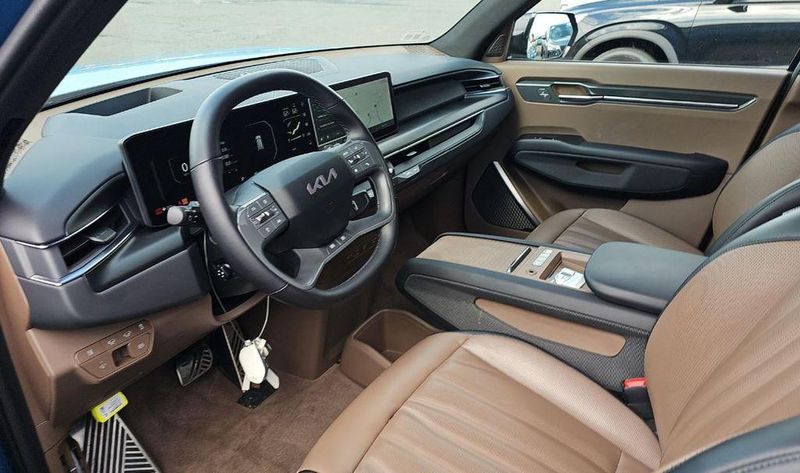 2024 Kia EV9 in Kansas City, KS