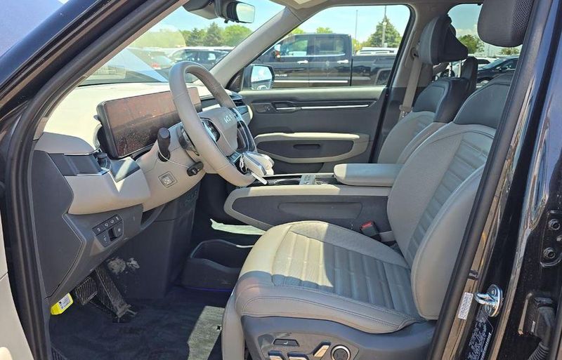 2024 Kia EV9 in Kansas City, KS
