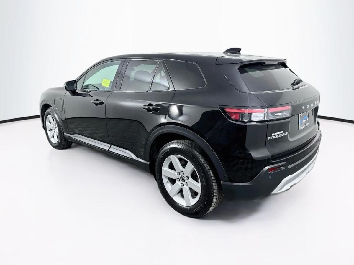 undefined. Enlarge image 5