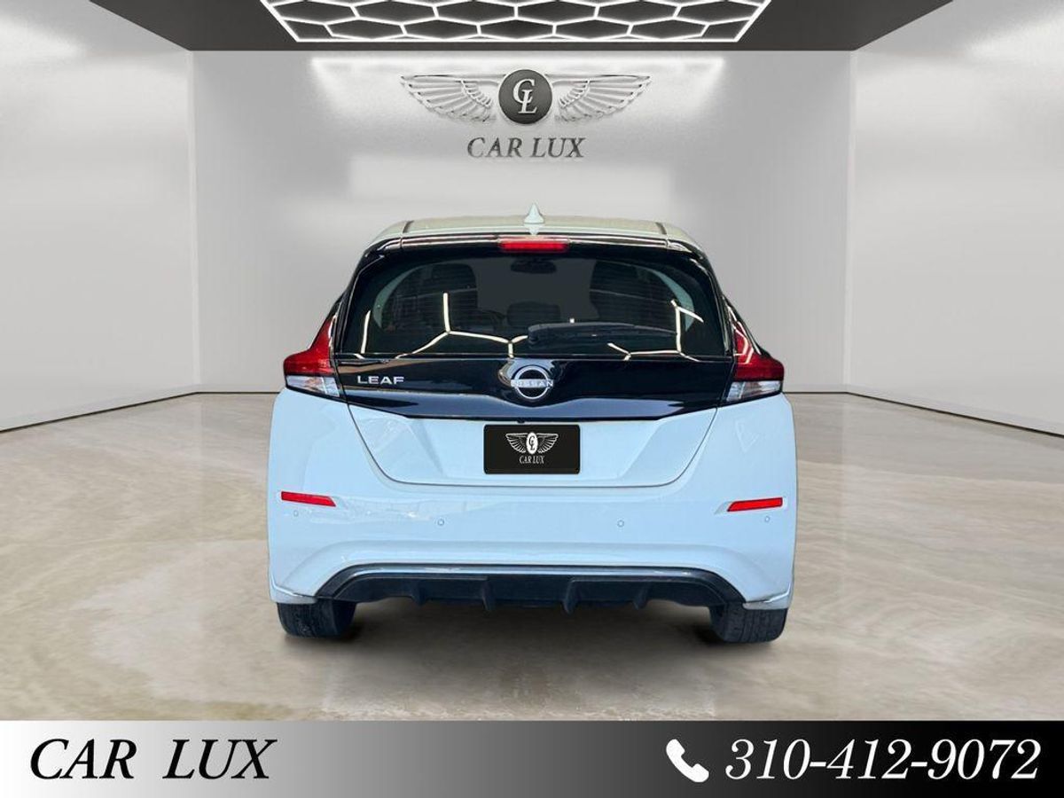 undefined. Enlarge image 4