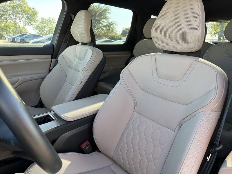 2025 Volvo EX90 in Plano, TX