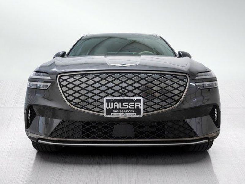 2025 Genesis Electrified GV70 in Merriam, KS
