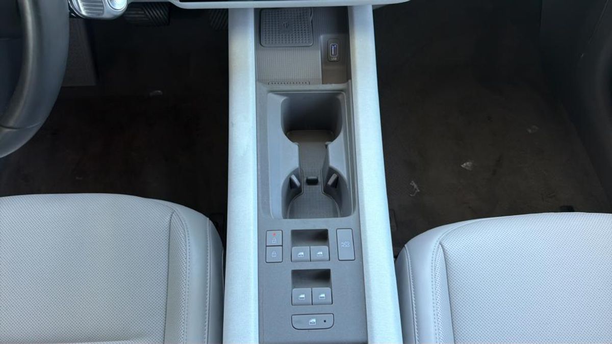 undefined. Enlarge image 10