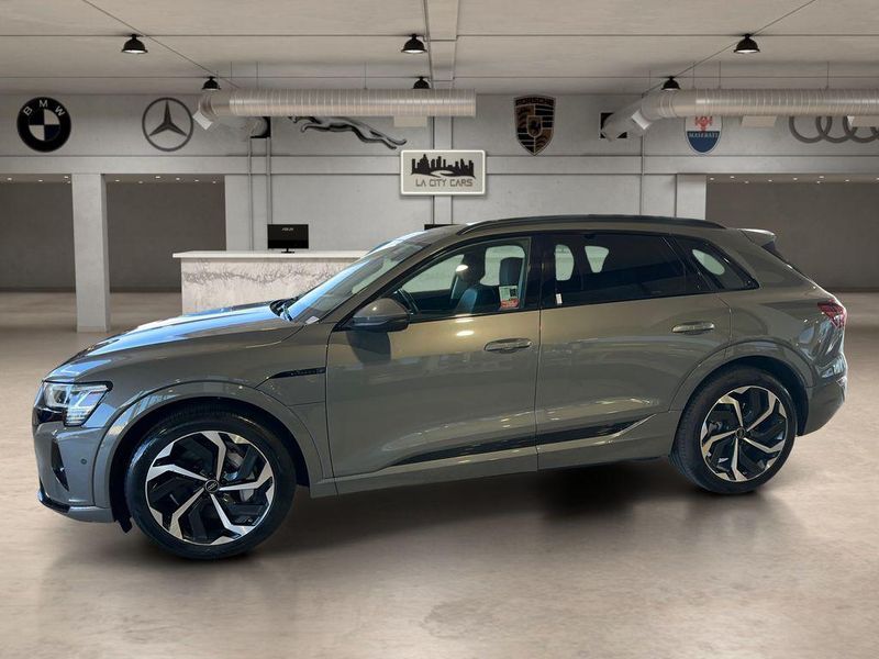 2024 Audi Q8 e-tron in Inglewood, CA