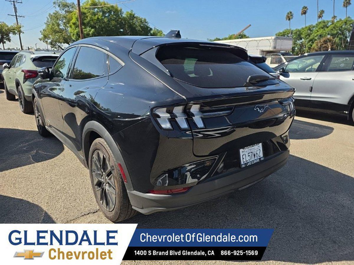 undefined. Enlarge image 3