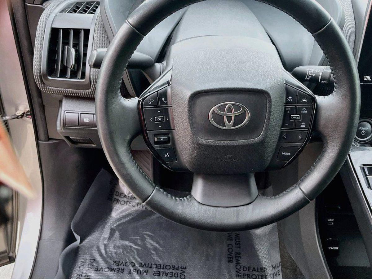 undefined. Enlarge image 11
