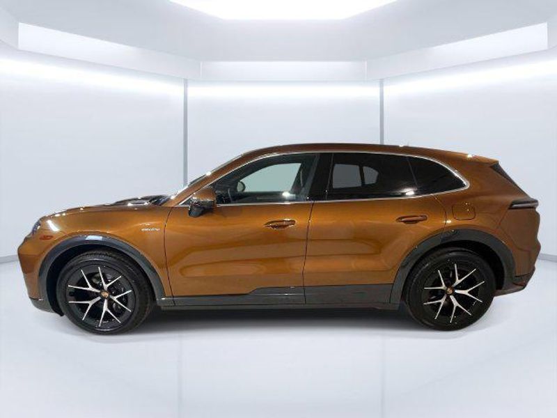 2026 Porsche Cayenne in Pittsburgh, PA