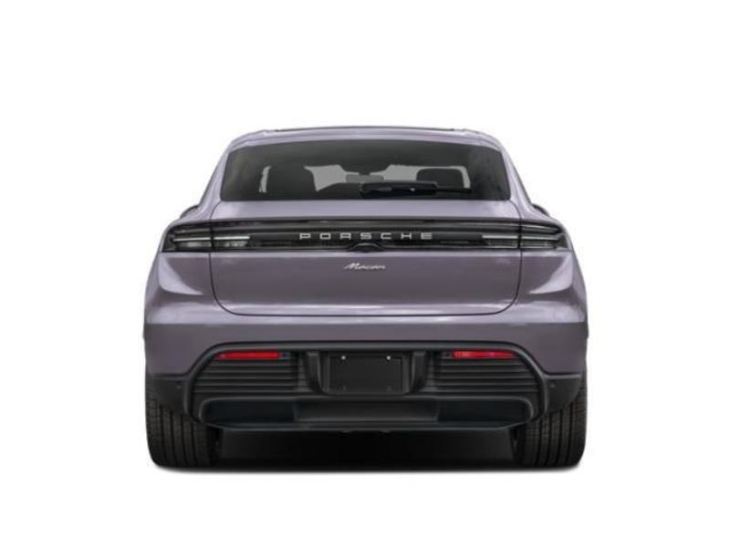 2024 Porsche Macan in Wichita, KS