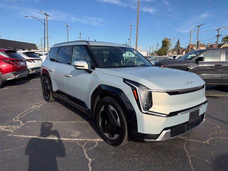 2024 Kia EV9 in Chicago, IL