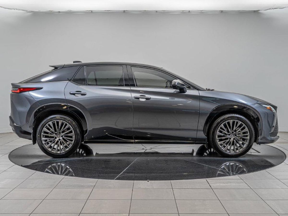 undefined. Enlarge image 11