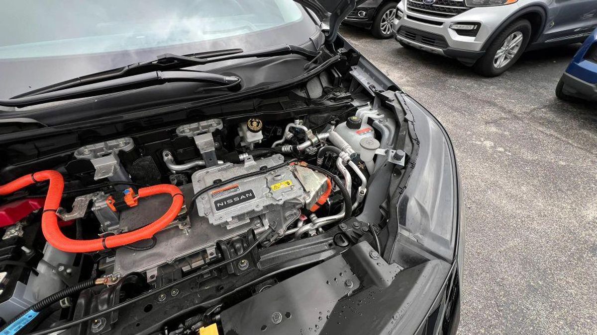 undefined. Enlarge image 84