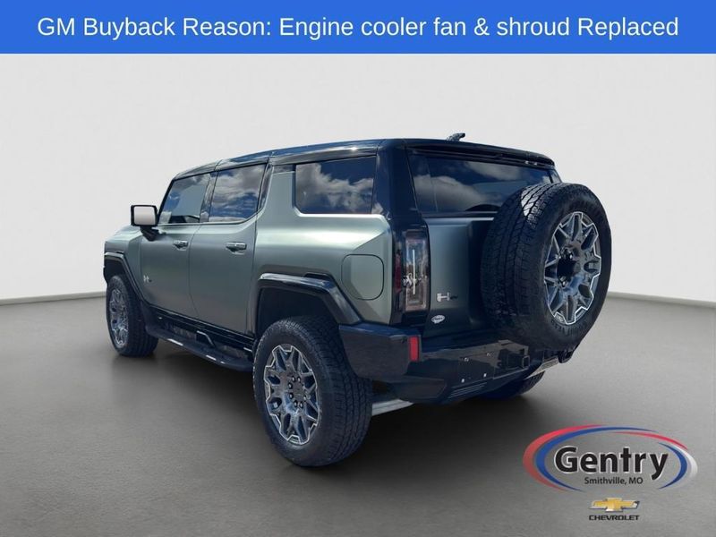2024 GMC HUMMER EV SUV in Smithville, MO