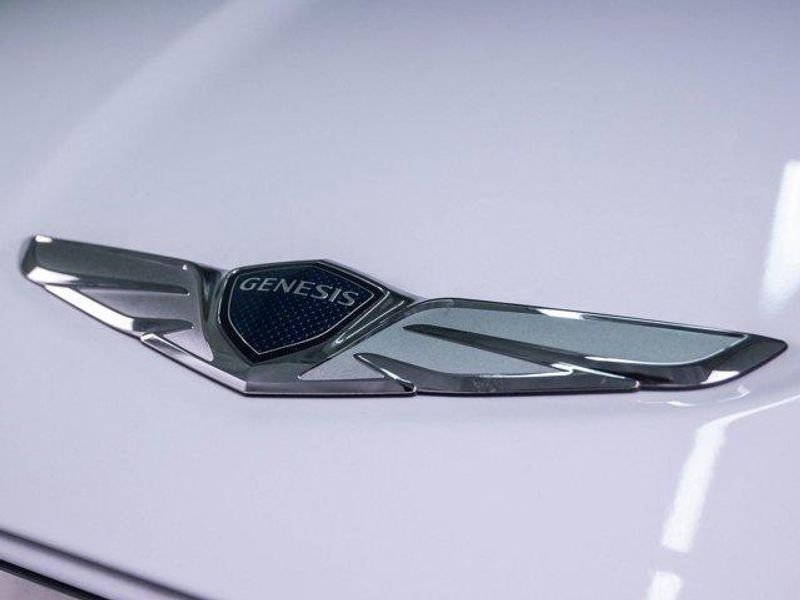 2025 Genesis Electrified GV70 in Merriam, KS