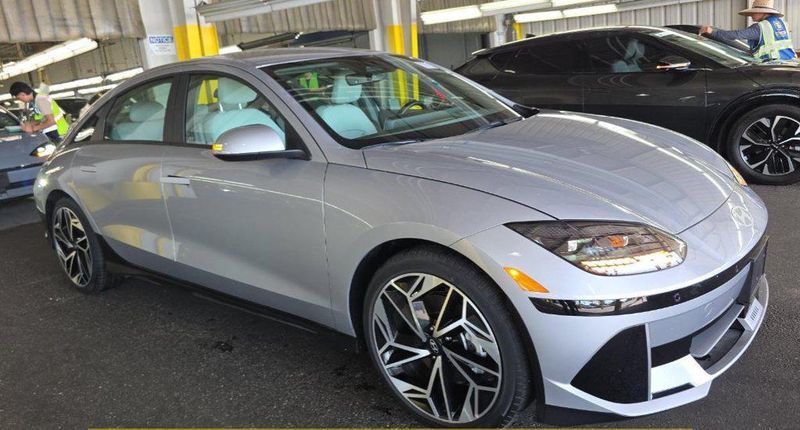 2024 Hyundai IONIQ 6 in Kansas City, KS