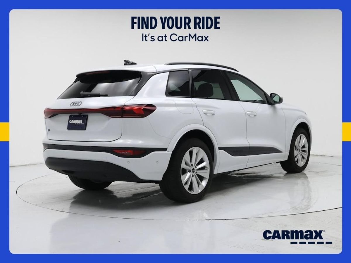 undefined. Enlarge image 9