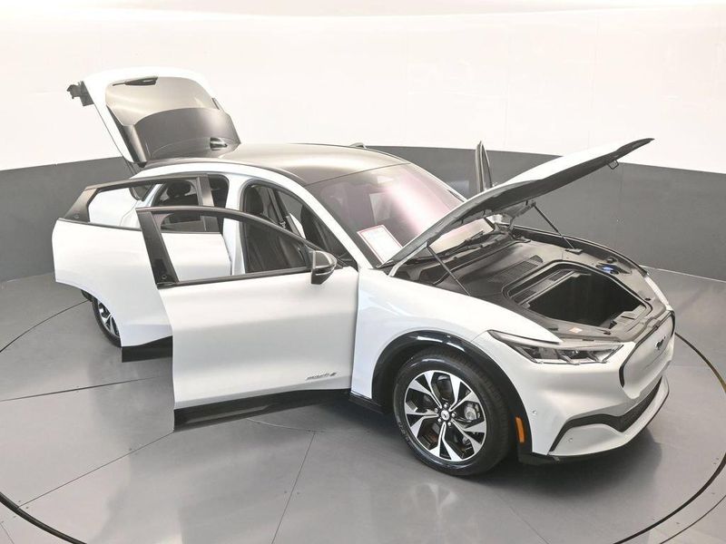 2022 Ford Mustang Mach-E in Hialeah, FL