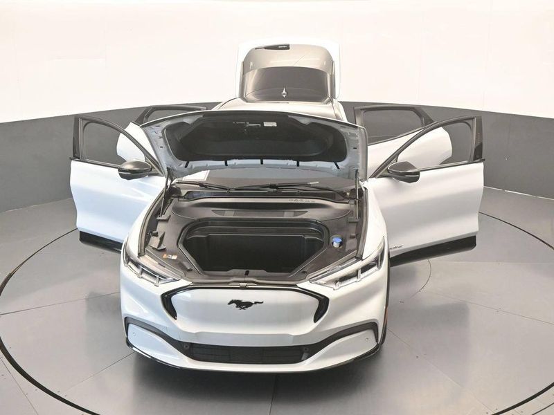 2022 Ford Mustang Mach-E in Hialeah, FL