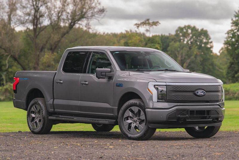 2024 Ford F-150 Lightning in Moonachie, NJ