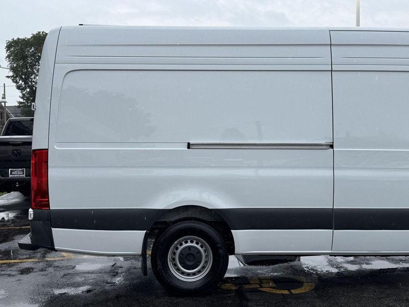 2024 Mercedes-Benz Sprinter 2500 in Berwyn, IL